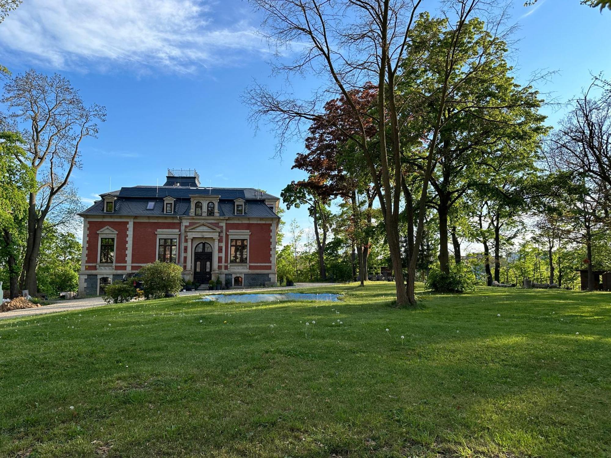 * Stadtvilla Plauen * * Aussergewoehnlich * 2 Zimmerwohnung * Zentrumsnah Exteriér fotografie