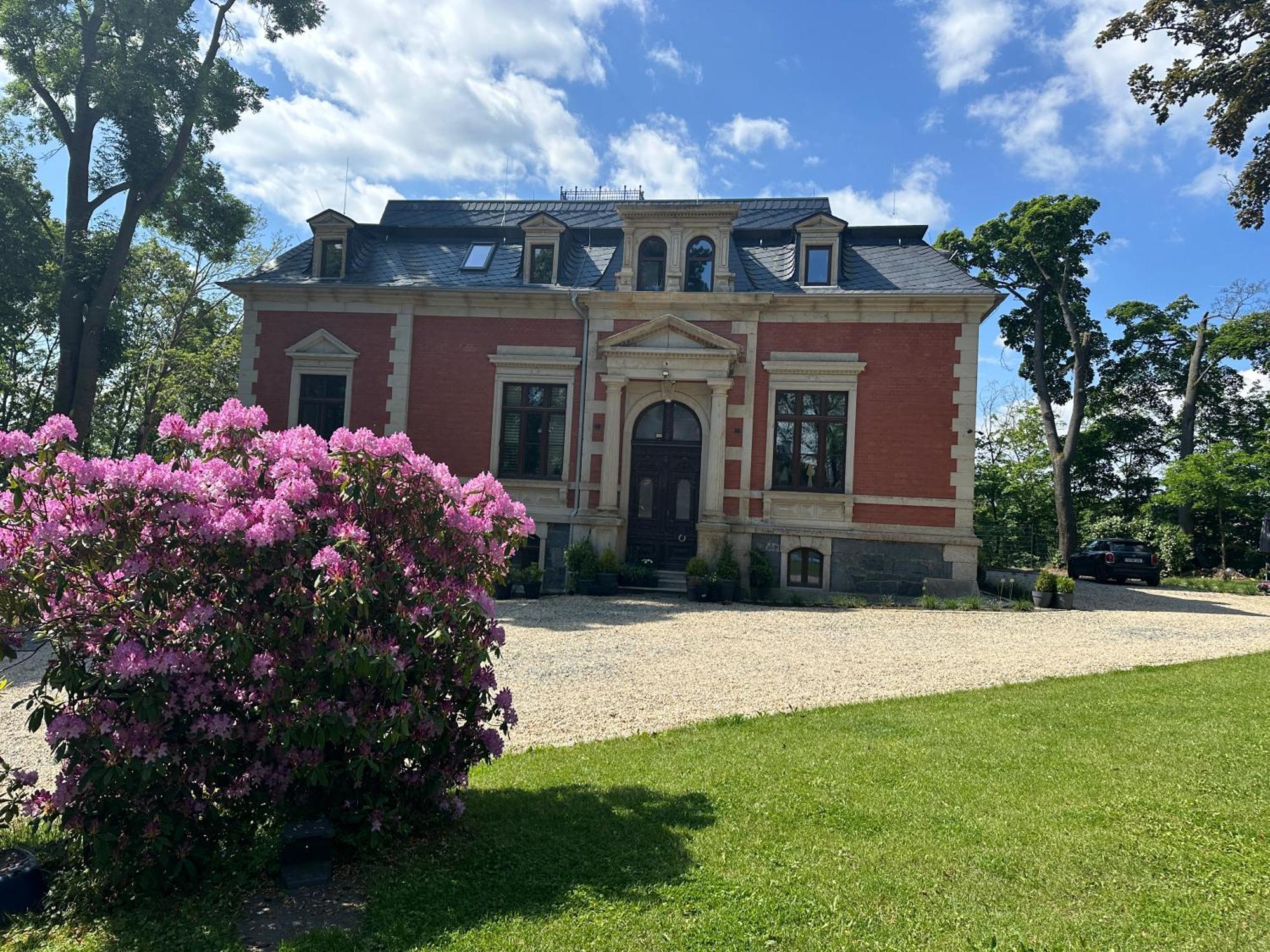 * Stadtvilla Plauen * * Aussergewoehnlich * 2 Zimmerwohnung * Zentrumsnah Exteriér fotografie